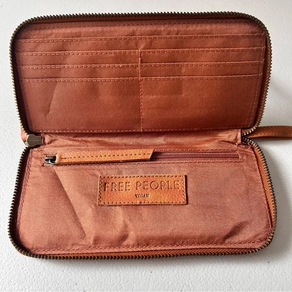 New Free People Brown Distressed Vegan Wallet NWT - Picture 6 of 7